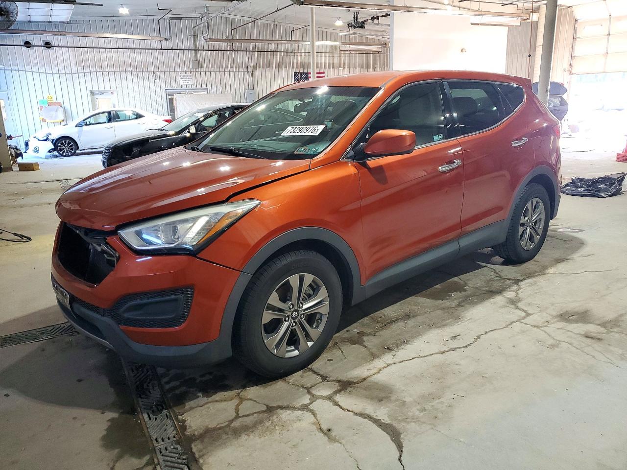 2016 HYUNDAI SANTA FE Base — Front 3/4