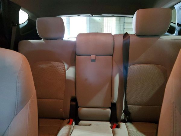 2016 HYUNDAI SANTA FE Base — SUVN