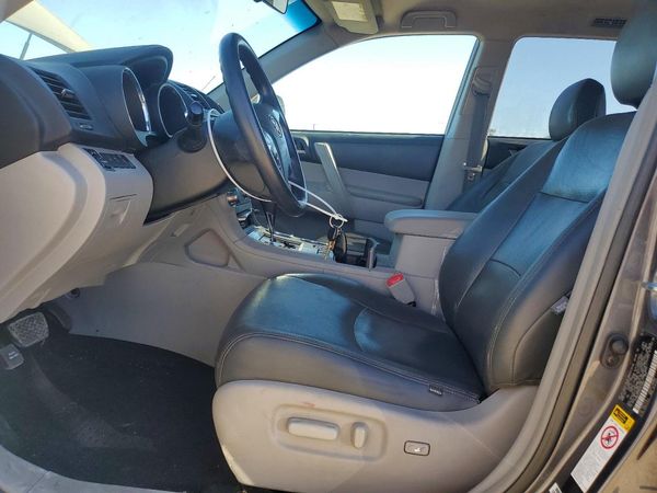 2013 TOYOTA HIGHLANDER Base/Hybrid — DENT