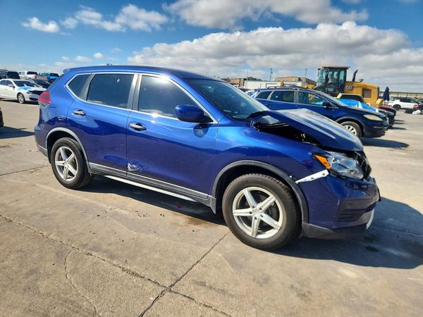 2018 NISSAN ROGUE — Passenger 3/4