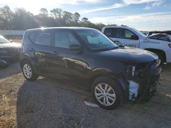 2025 KIA SOUL LX, S