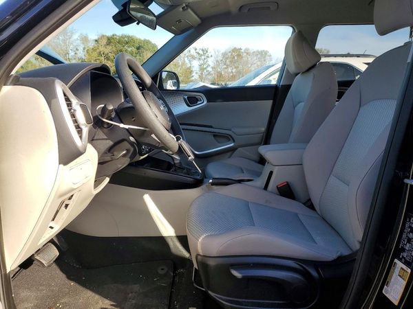 2025 KIA SOUL LX, S