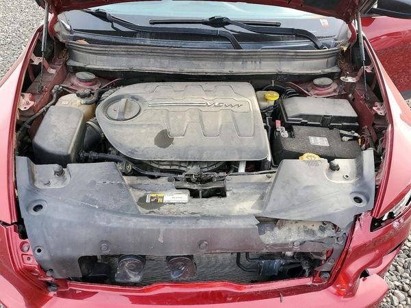 2016 JEEP CHEROKEE Sport — Engine bay