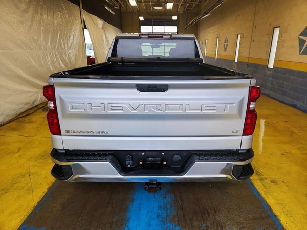 2021 CHEVROLET SILVERADO LT — DIRR
