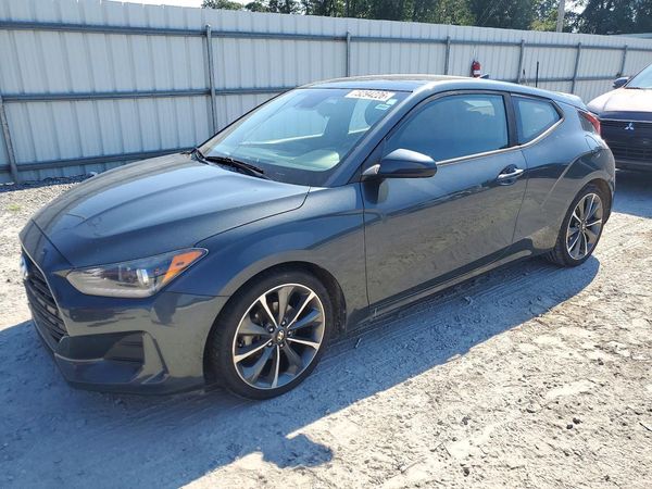 2020 HYUNDAI VELOSTER 2.0L and 2.0L Premium — Front 3/4