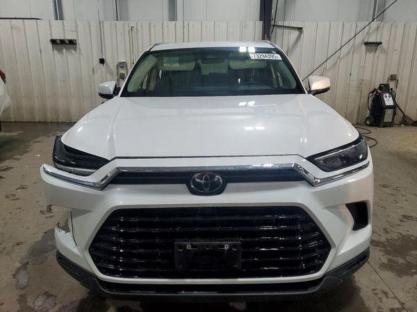 2024 TOYOTA GRAND HIGHLANDER