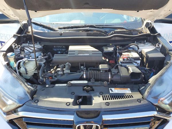 2020 HONDA CR-V LX — Engine bay