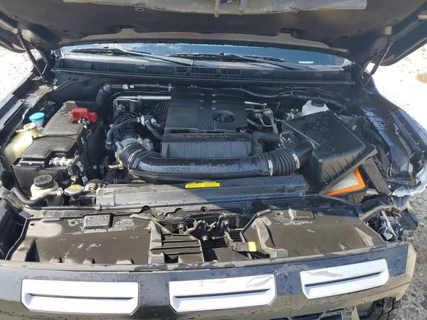2026 NISSAN FRONTIER — Engine bay