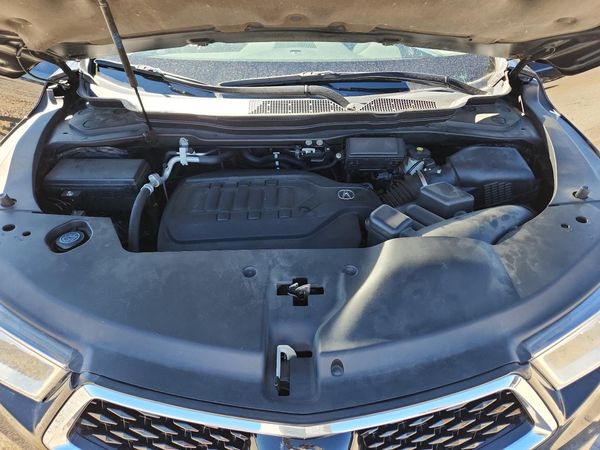 2017 ACURA MDX Tech — Engine bay