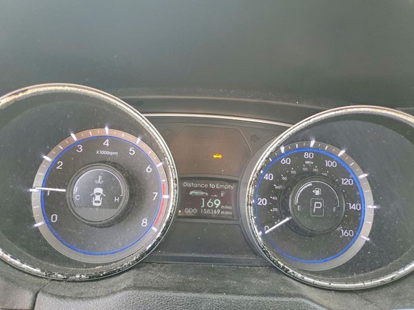 2014 HYUNDAI SONATA