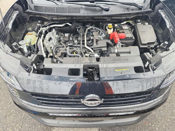 2026 NISSAN KICKS SV — Engine bay