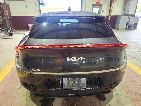 2024 KIA EV6 Light, Wind — DIRR