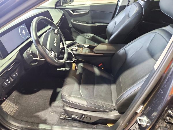 2024 KIA EV6 Light, Wind — DENT