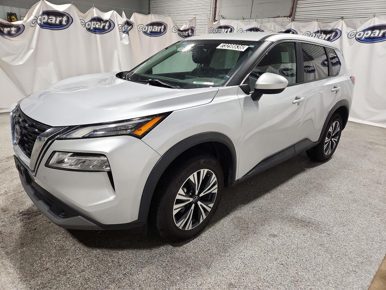 2023 NISSAN ROGUE SV — Front 3/4