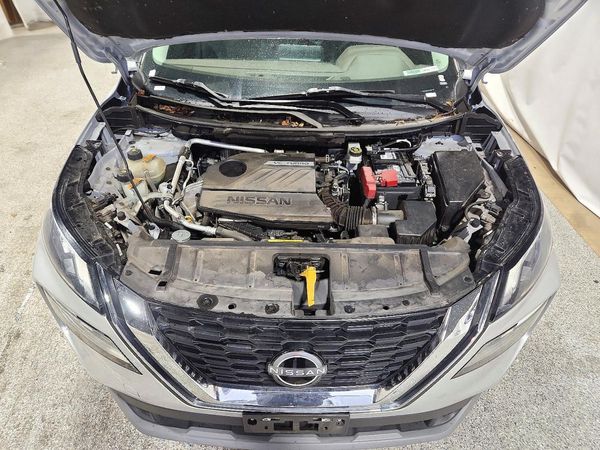 2023 NISSAN ROGUE SV — Engine bay