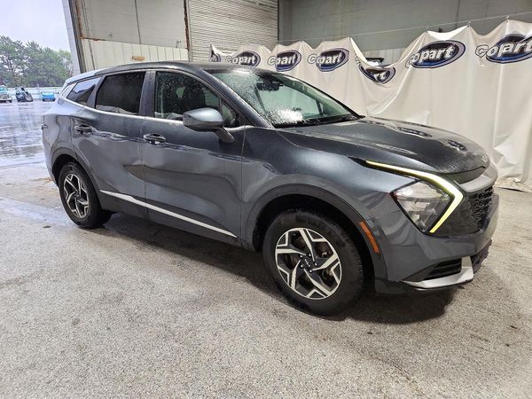 2023 KIA SPORTAGE LX — Passenger 3/4