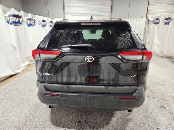 2021 TOYOTA RAV4 LE — DIRR