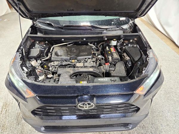 2021 TOYOTA RAV4 LE — Engine bay