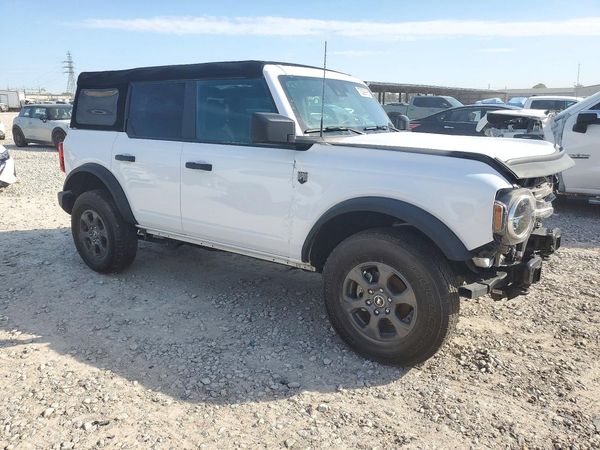 2024 FORD BRONCO Big Bend — Passenger 3/4