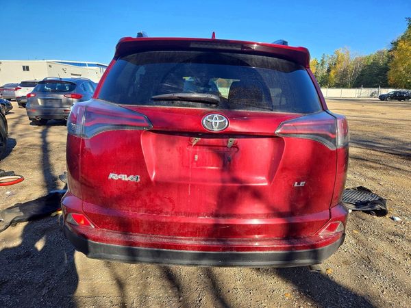 2018 TOYOTA RAV4 LE — DIRR