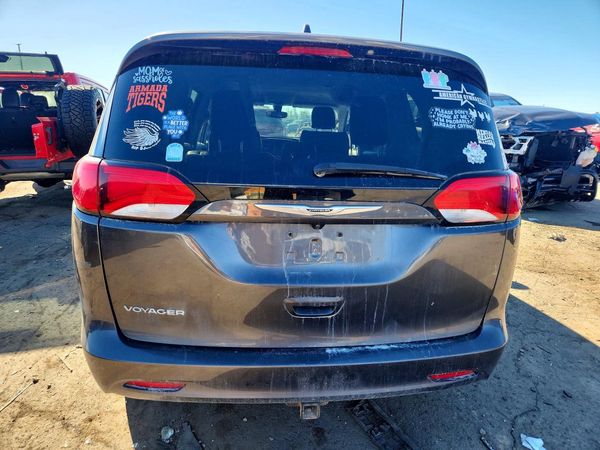 2021 CHRYSLER VOYAGER LXI — DIRR