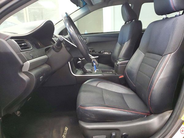 2017 TOYOTA CAMRY LE/SE/XLE/XSE — DENT