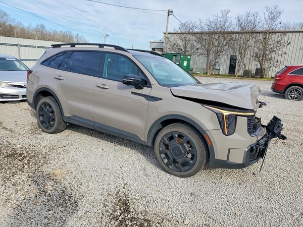 2025 KIA SORENTO