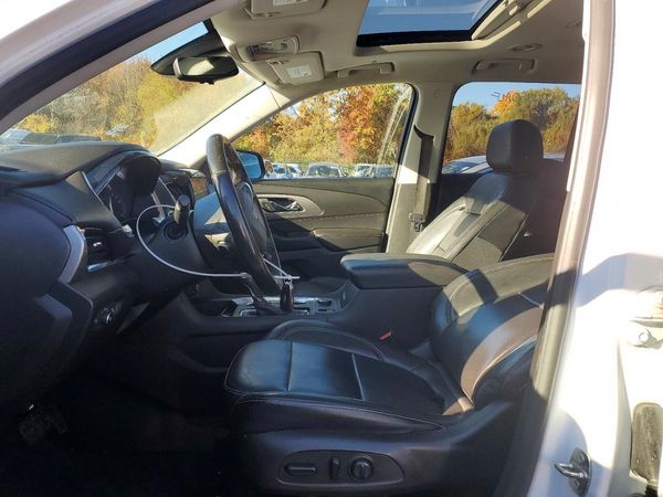 2019 CHEVROLET TRAVERSE LT — DENT