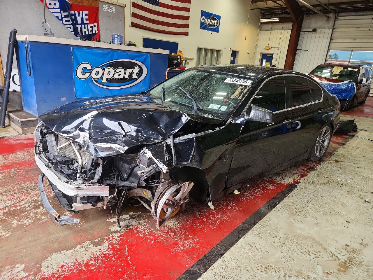 2012 BMW 535 xDrive — Front 3/4