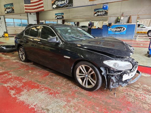 2012 BMW 535 xDrive — Passenger 3/4