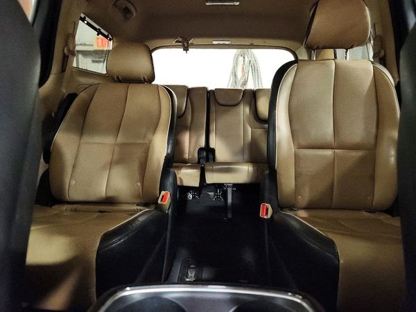 2015 KIA SEDONA GLS - Middle level — SUVN