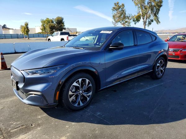 2021 FORD MUSTANG Premium — Front 3/4