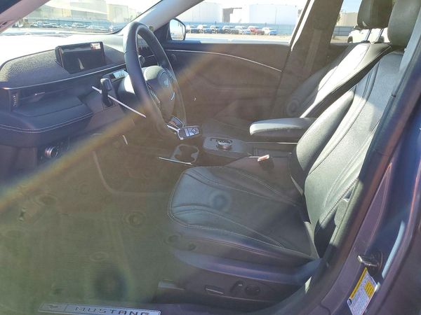 2021 FORD MUSTANG Premium — DENT