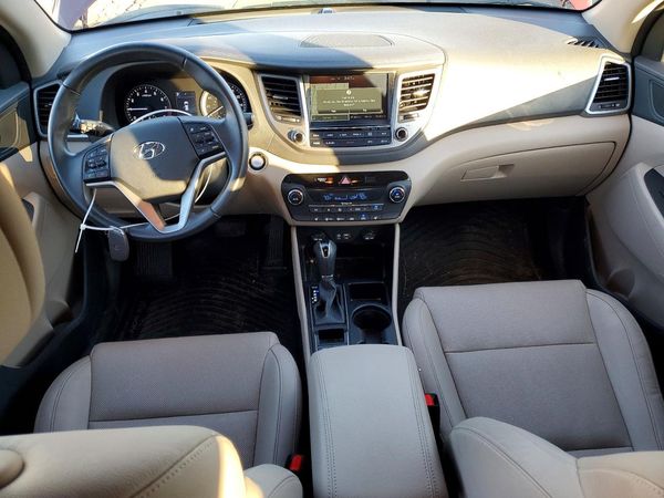 2017 HYUNDAI TUCSON