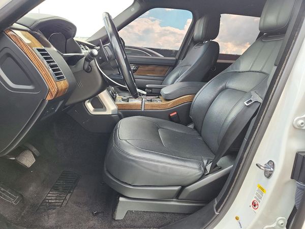 2018 LAND ROVER RANGE ROVER HSE — DENT