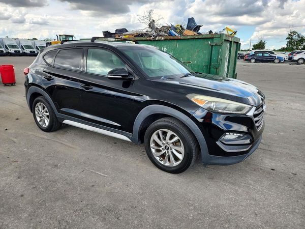 2018 HYUNDAI TUCSON — Passenger 3/4