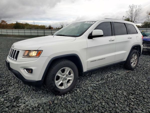 2014 JEEP CHEROKEE Laredo — Front 3/4