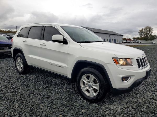 2014 JEEP CHEROKEE Laredo — Passenger 3/4