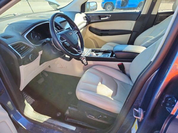 2019 FORD EDGE Titanium — DENT