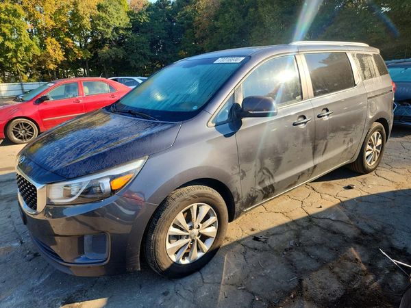2015 KIA SEDONA — DSFA — Front 3/4