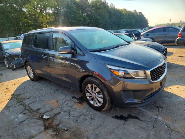 2015 KIA SEDONA GL - Middle-low — Passenger 3/4