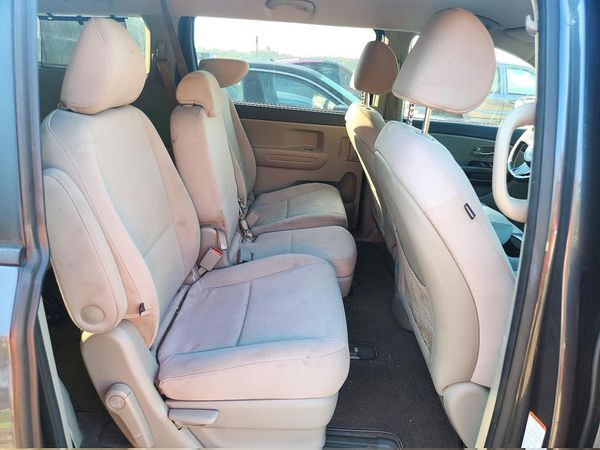 2015 KIA SEDONA GL - Middle-low — PSRS