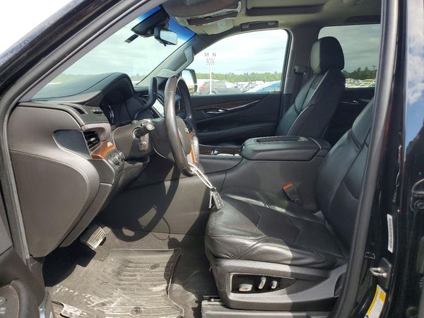 2019 CADILLAC ESCALADE ESV Premium Luxury — DENT