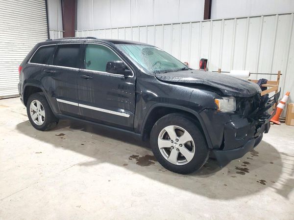 2013 JEEP GRAND CHER Laredo — Passenger 3/4