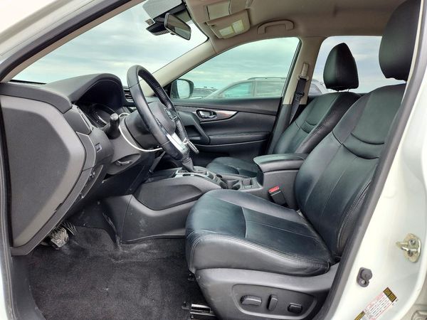 2020 NISSAN ROGUE — DENT