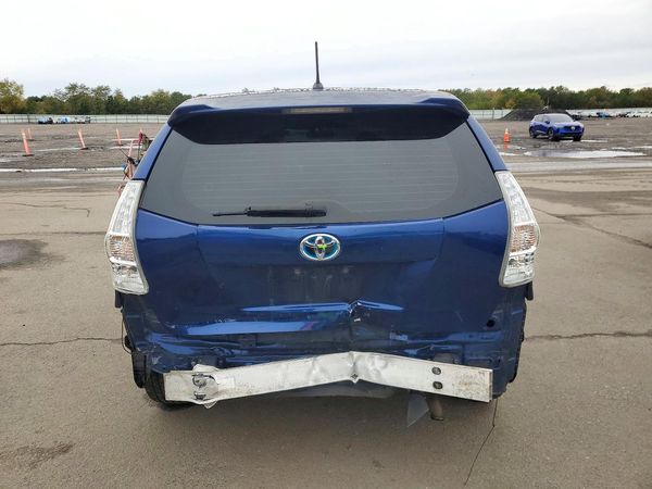 2013 TOYOTA PRIUS V TW — DIRR