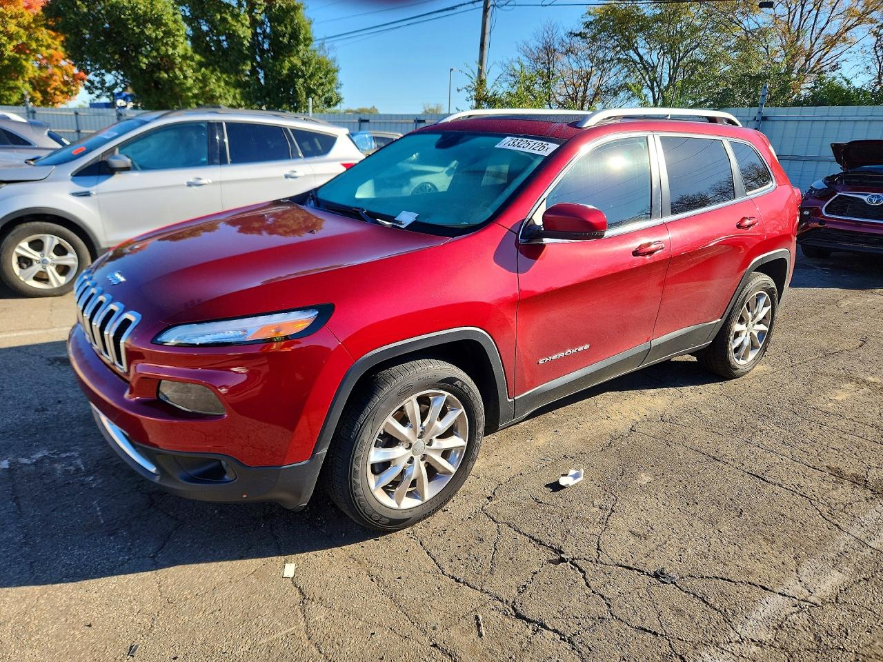 2016 JEEP CHEROKEE Limited — Front 3/4