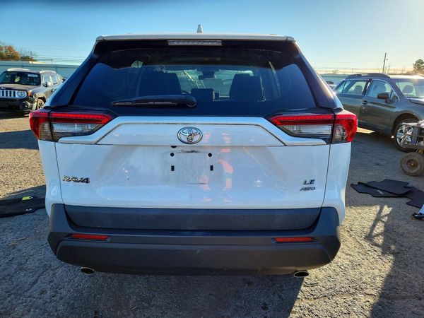 2019 TOYOTA RAV4 LE — DIRR