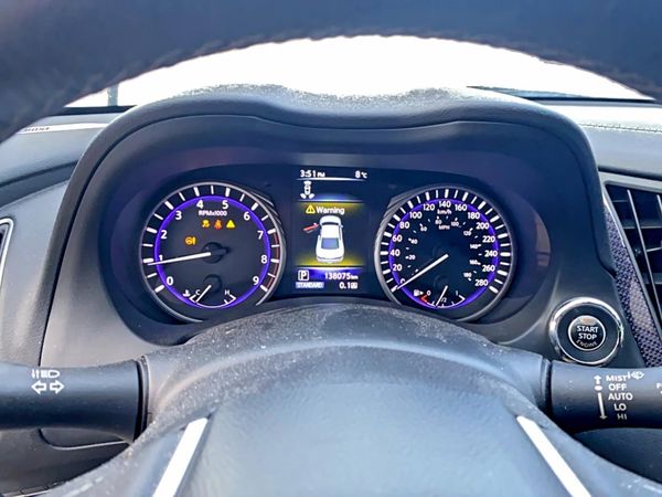 2017 INFINITI Q60