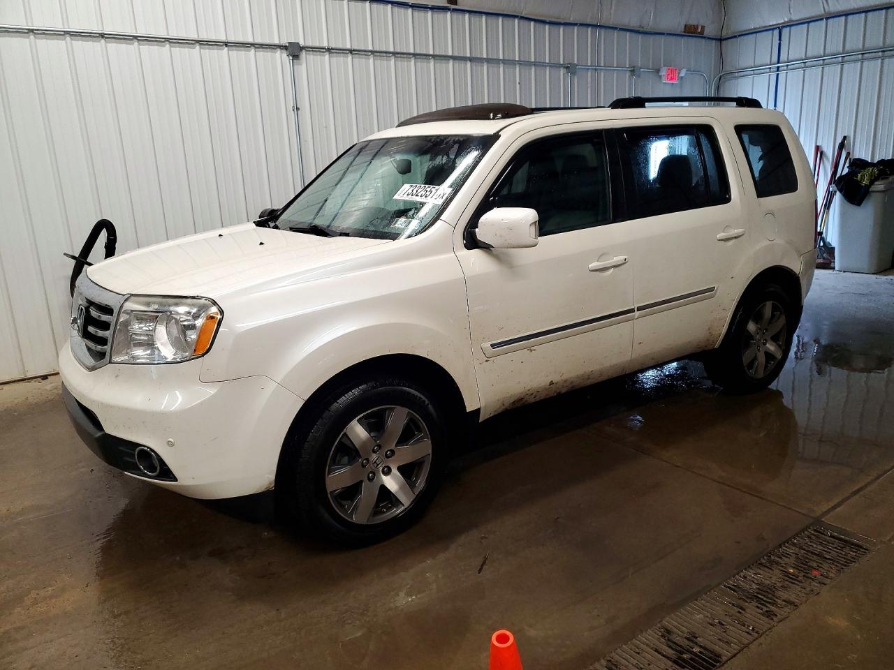 2014 HONDA PILOT TOURING — Front 3/4